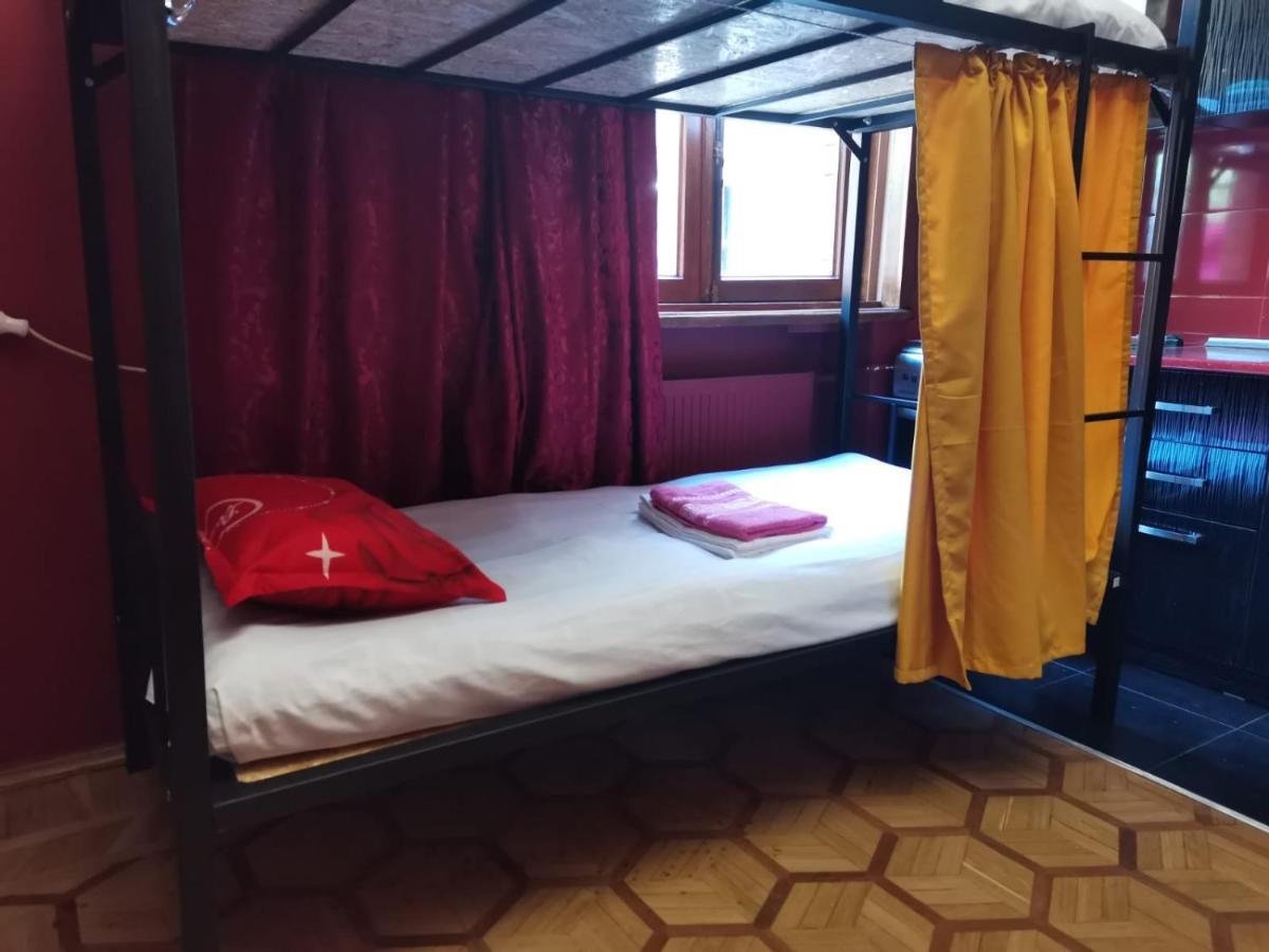 European Backpackers 欧洲背包客&大厨房 Hostel Тбилиси Екстериор снимка