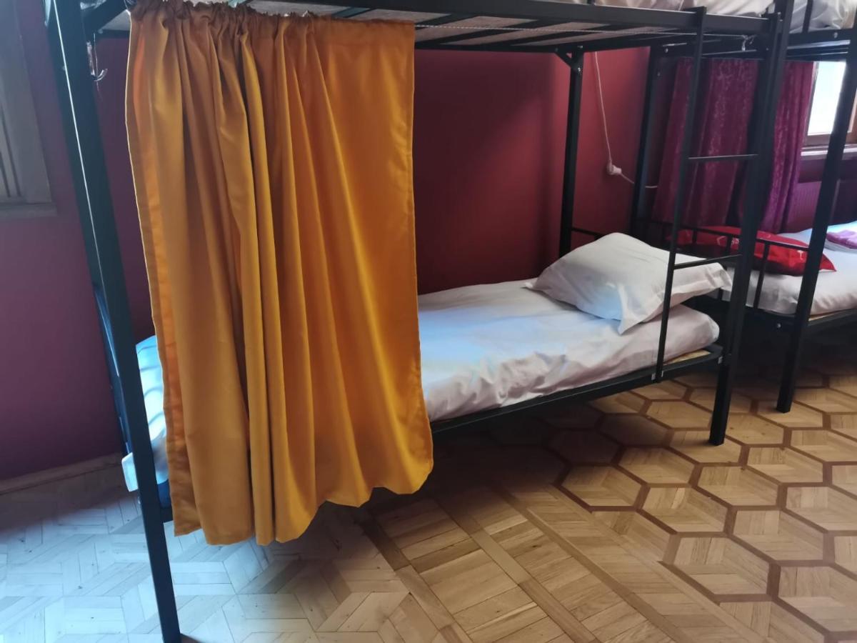 European Backpackers 欧洲背包客&大厨房 Hostel Тбилиси Екстериор снимка