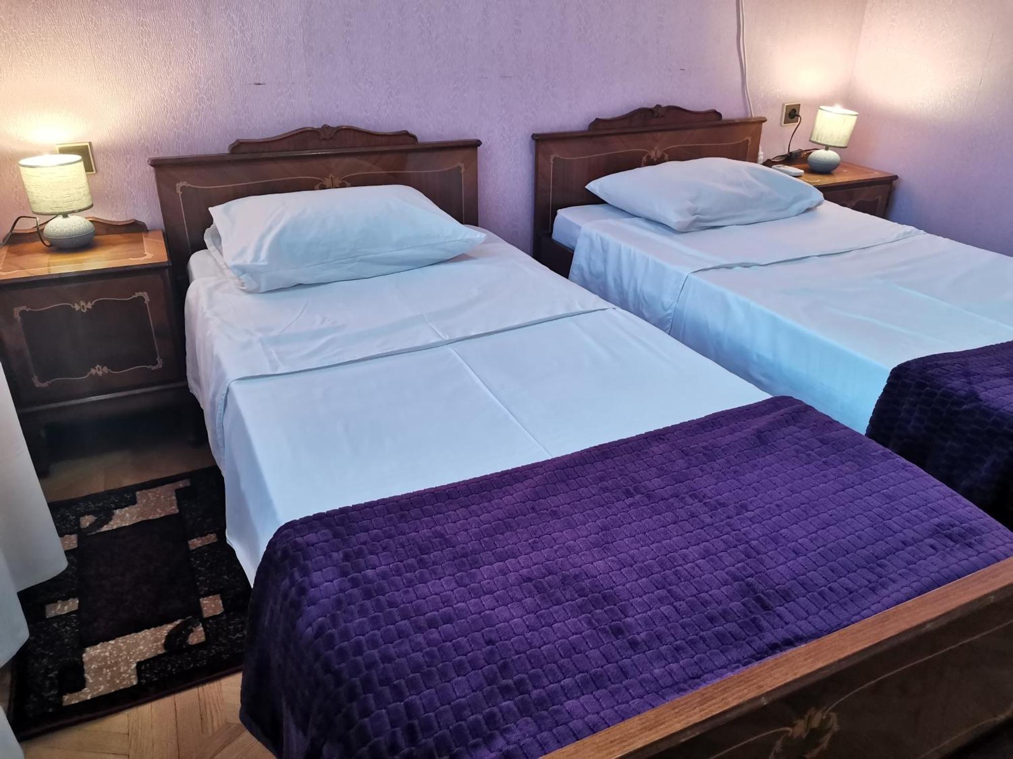 European Backpackers 欧洲背包客&大厨房 Hostel Тбилиси Екстериор снимка